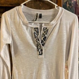 Long sleeve shirt with sequins